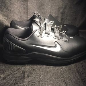 Tiger Woods Golf Shoes